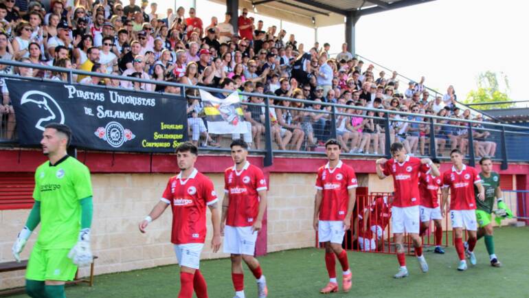 CRÓNICA | Contundente victoria en el primer partido de la Copa RFEF ante la UD Santa Marta (0-4)