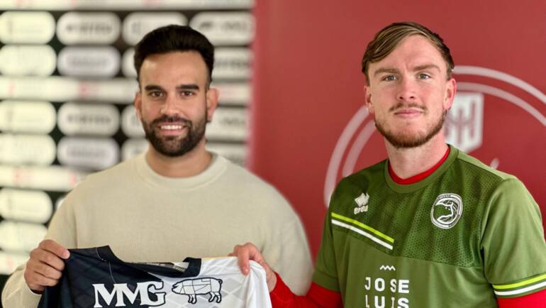 Vadik, presentado como nuevo jugador de Unionistas